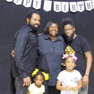 Meet your Posher, Lynn